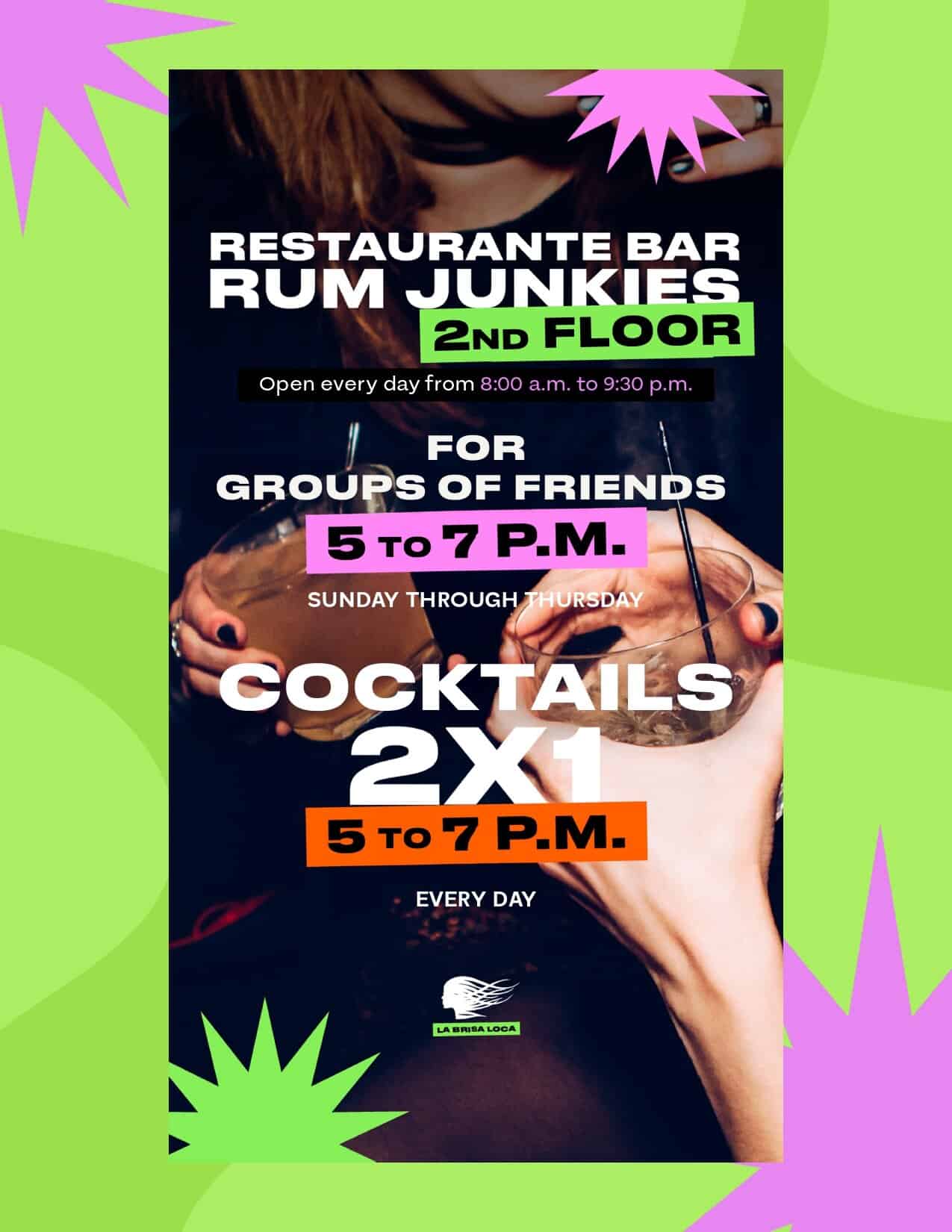 Bar y restaurante en el segundo piso con cócteles y ambiente para grupos.